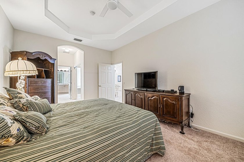 BRAND NEW A/C JUST INSTALLED!! GORGEOUS WATERVIEW! KITCHEN - photo 46