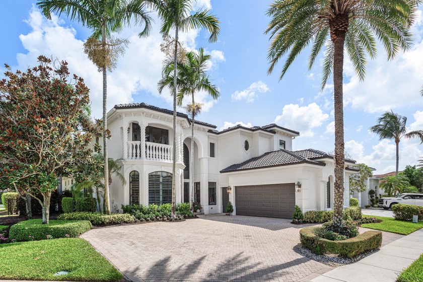 Welcome to this stunning fully renovated home with - photo 4