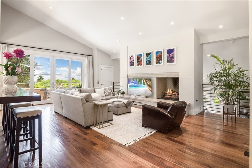 Reimagined and rebuilt in 2012, this warm contemporary is - photo 5