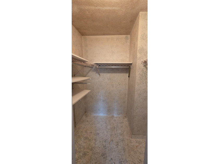 Beautifully updated 2 bedroom 2 bath corner unit In the - photo 8