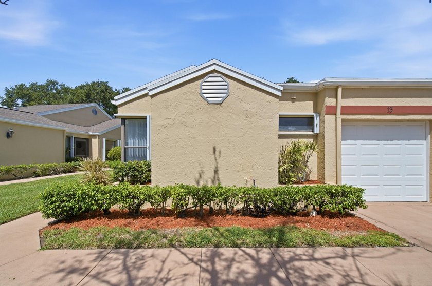 THIS STUNNING WATERFRONT CORNER HOME IN LAKESIDE GREEN IS THE - photo 5