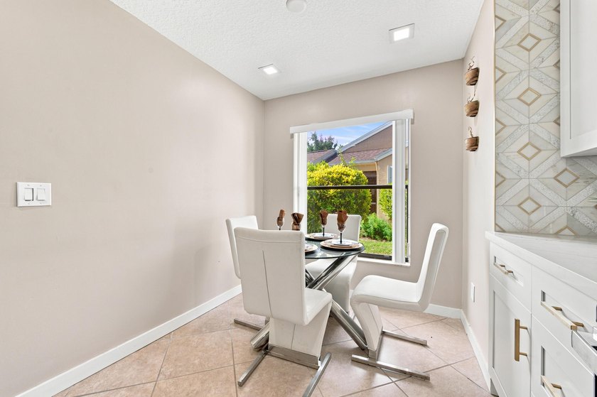 THIS STUNNING WATERFRONT CORNER HOME IN LAKESIDE GREEN IS THE - photo 10
