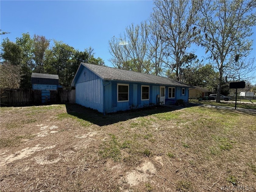 Welcome to 6292 Park Dr. in Homosassa - an opportunity to own a - photo 2