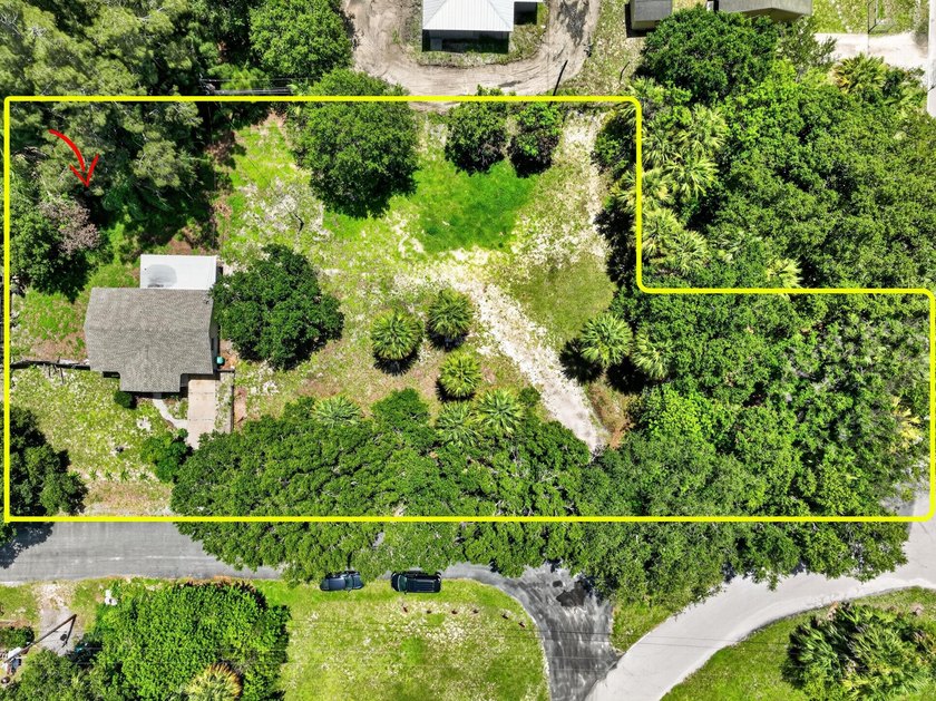Nicely renovated 3-bedroom, 2-bath CBS home situated on a - photo 6