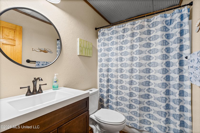 Rare opportunity to own a fully furnished duplex on - photo 8