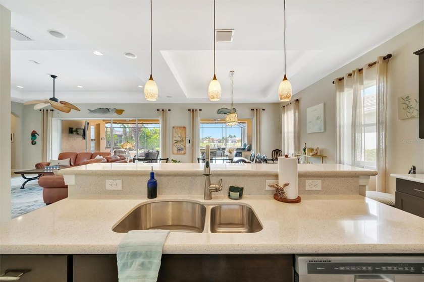 Luxury Waterfront Living in Tidewater Preserve--This gorgeous - photo 19