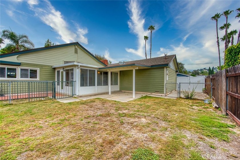 First time on the market in nearly 40 years! Exceptional - photo 25