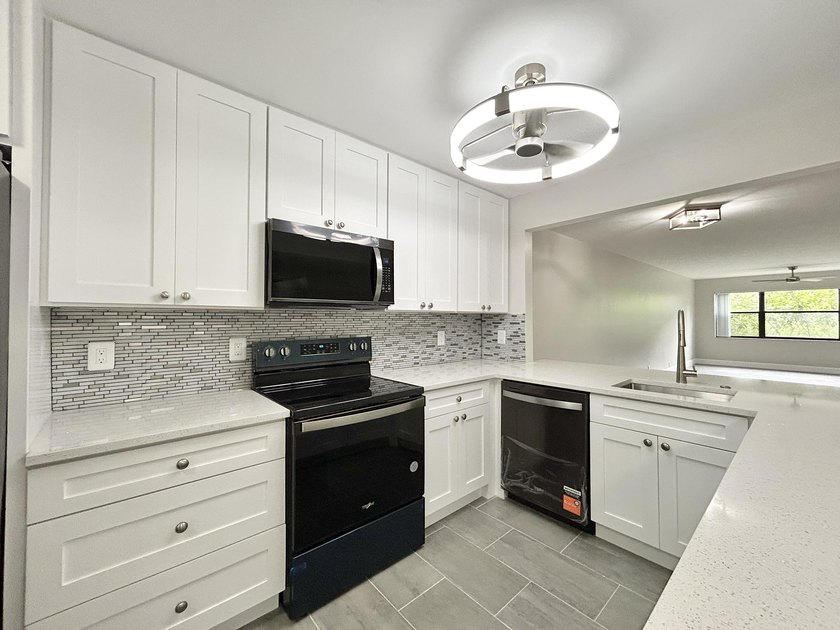 Completely and Beautifully renovated with open floor plan - photo 10