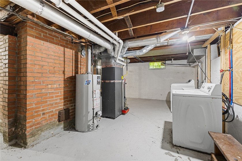 TRANSPARENTLY PRICED TO SELL! Welcome to 37 Hartfeld Dr! A - photo 43