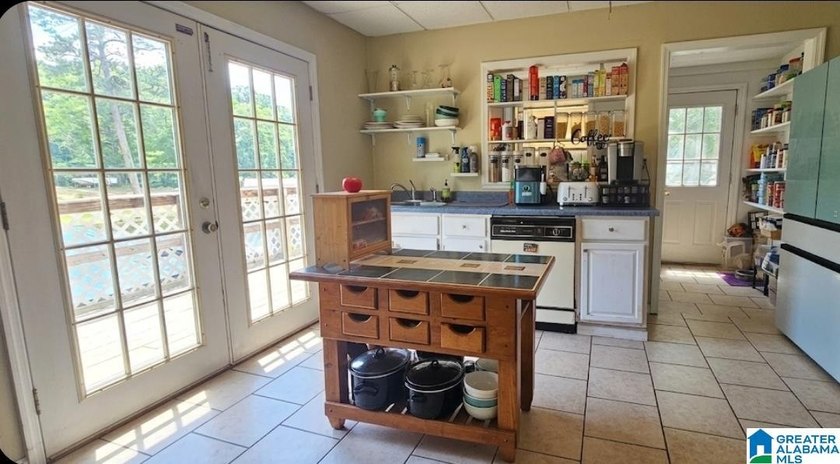 Live the River Life! Rare Opportunity to own a Gorgeous, deeded - photo 5