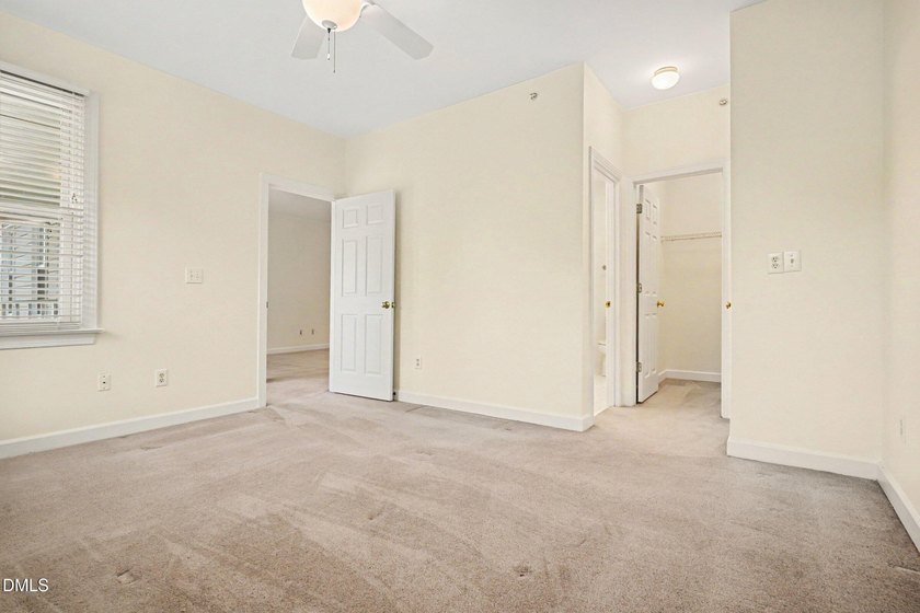 Midtown Raleigh condo. Convenient easy access location just - photo 11
