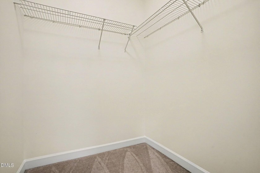 Midtown Raleigh condo. Convenient easy access location just - photo 16