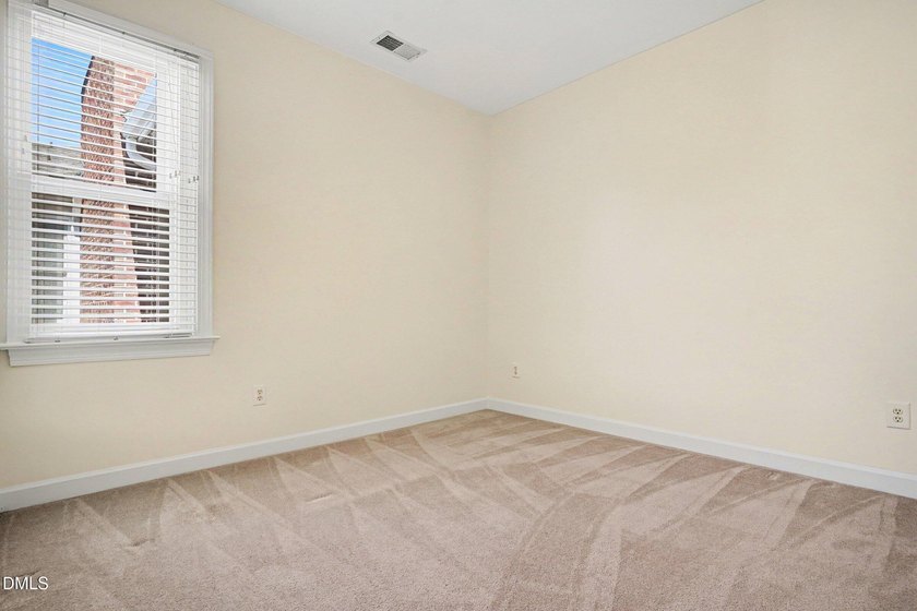 Midtown Raleigh condo. Convenient easy access location just - photo 19