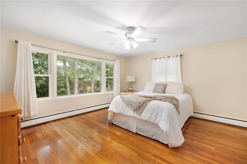 SPACIOUS SPLIT LEVEL ON POTOWOMUT POND!! This is your rare - photo 31