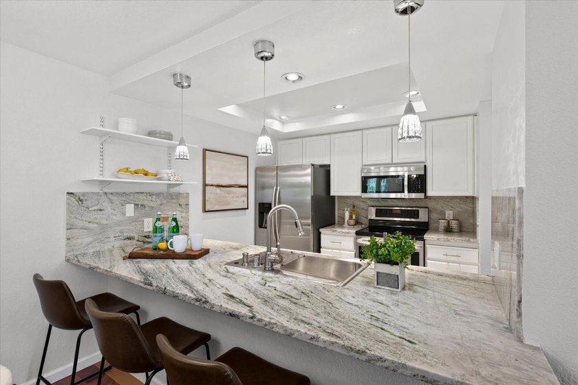 Welcome to one of Fremont's most beautifully updated condos - photo 9
