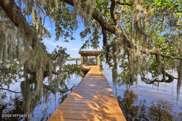 Surrounded by magnificent oaks draped w/ Spanish moss &amp; - photo 7