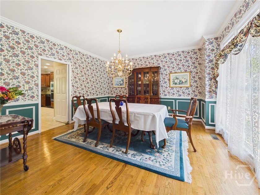 Welcome to 1120 Laurel Pointe, a spacious all-brick home with a - photo 5