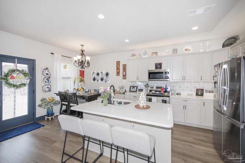 Built in 2023, this stunning all-brick home combines modern - photo 11