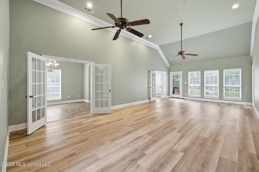 Unbeatable value in the highly sought-after Bienville Place - photo 5