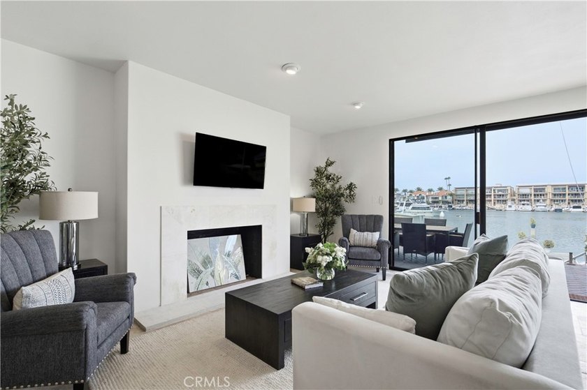 A premier Newport Harbor lifestyle awaits at 205 Via Lido Soud - photo 10