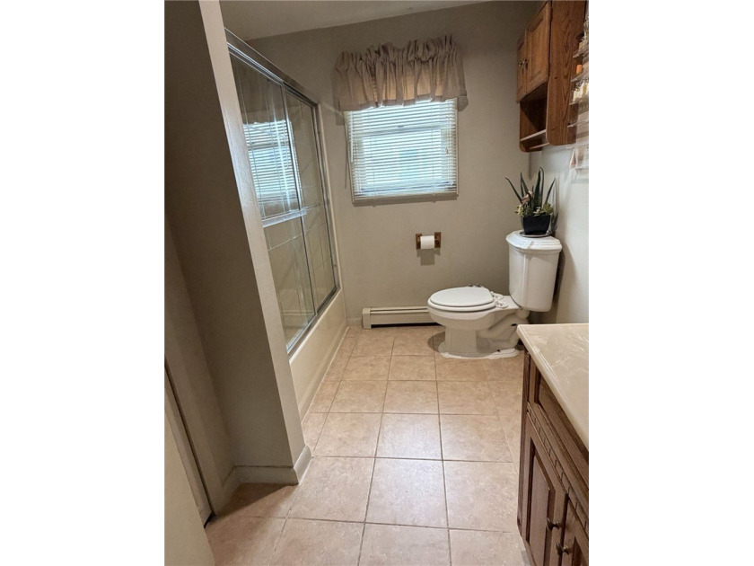 Welcome home! Rarely available, beautiful and cozy 2 bedroom - photo 11