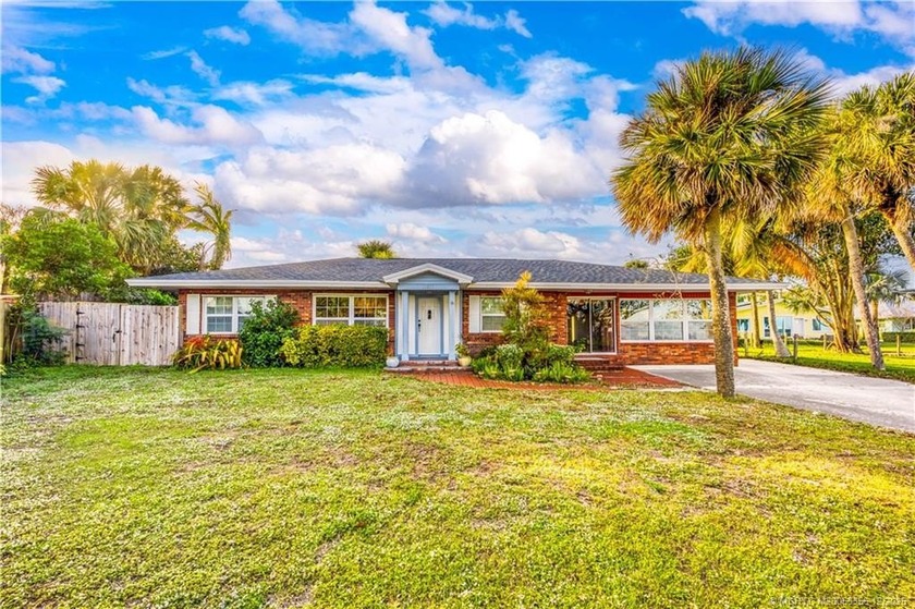 Prime Waterfront Property. Located on the scenic Indian River - photo 3