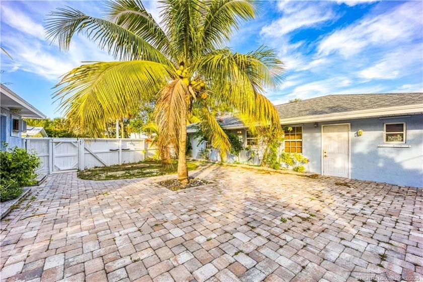Prime Waterfront Property. Located on the scenic Indian River - photo 9