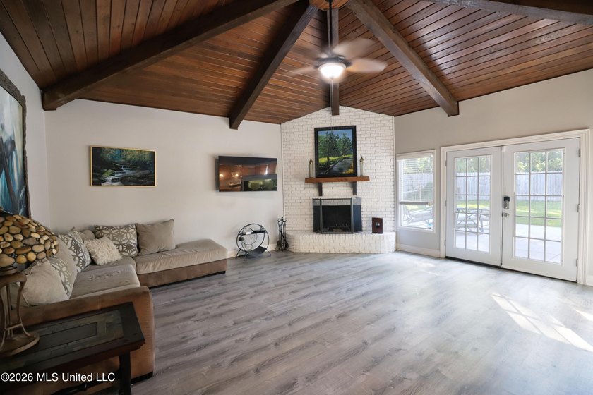 Beautiful updated family home . The home features valuted - photo 4