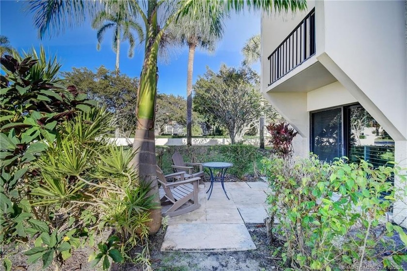 Welcome to this beautifully maintained 2-bedroom, 2-bath - photo 5