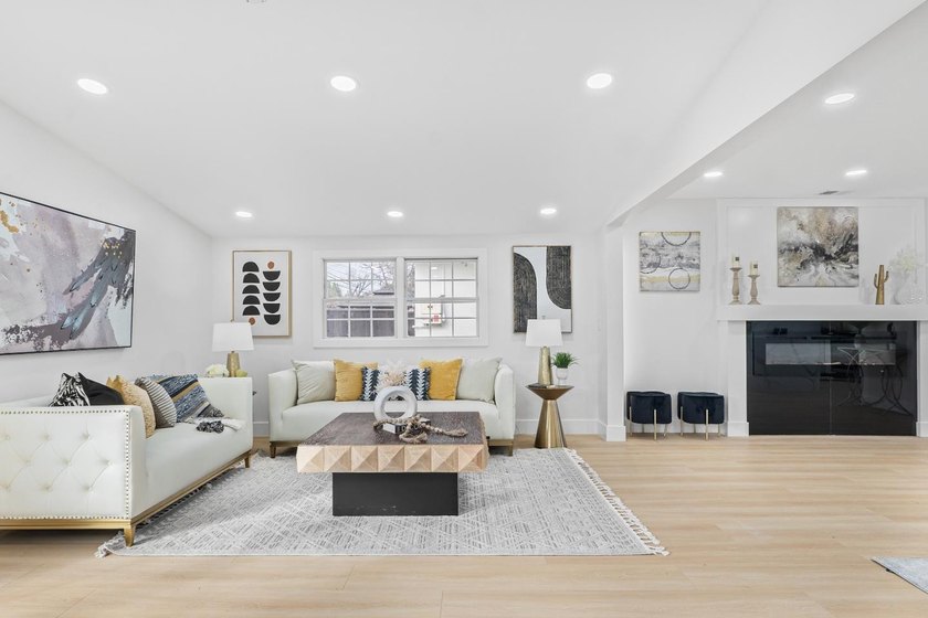 Welcome to this charming 4-bedroom, 2-bathroom home located in - photo 8