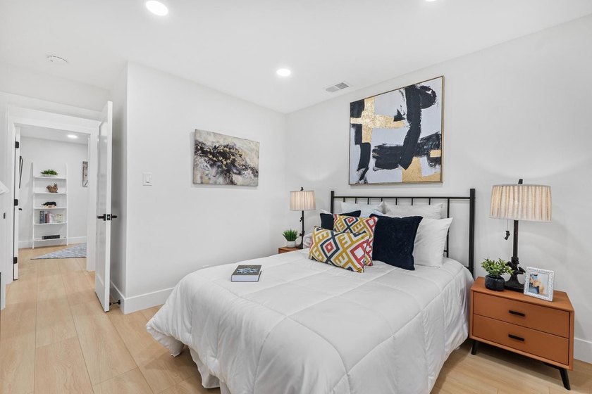 Welcome to this charming 4-bedroom, 2-bathroom home located in - photo 10