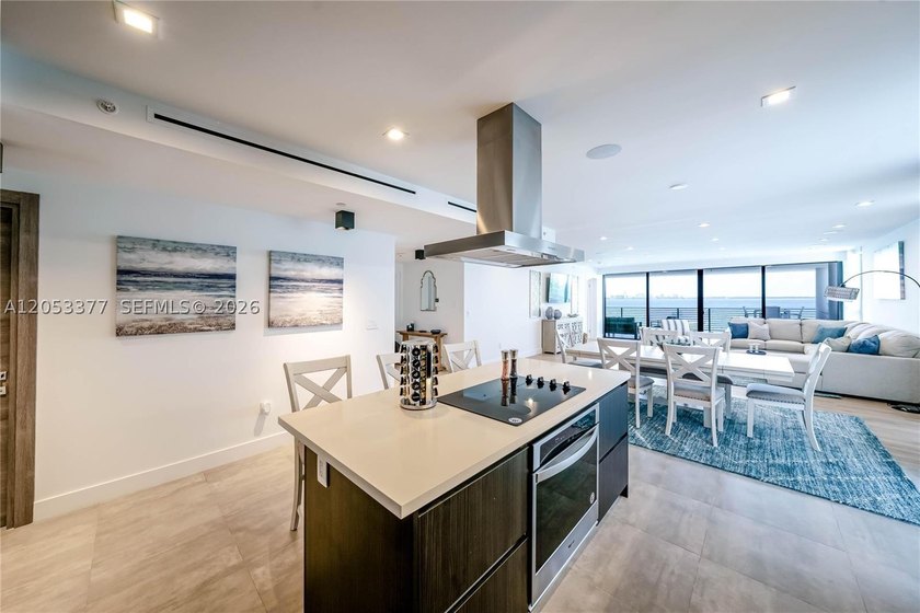 Welcome to one of Miami beach's most exclusive waterfront - photo 6