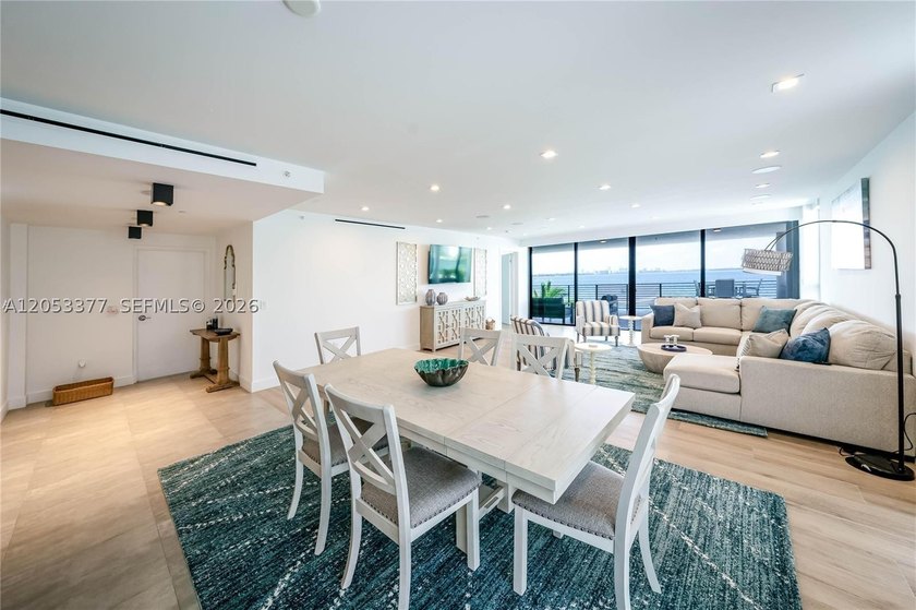 Welcome to one of Miami beach's most exclusive waterfront - photo 9