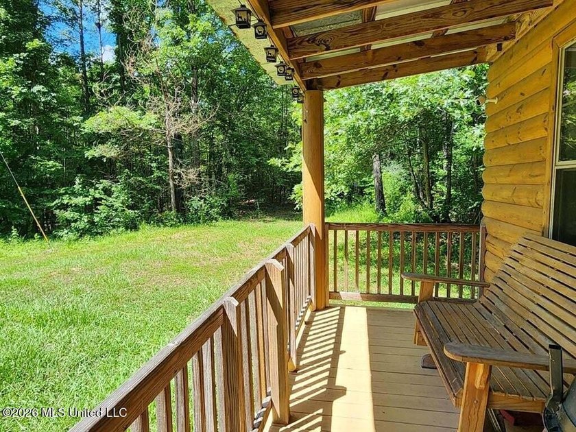 Hunting Cabin on 63 Acres in Franklin County, Mississippi - photo 24