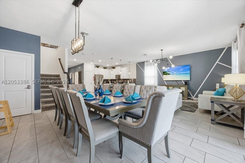 TURNKEY - FULLY FURNISHED - READY TO PRODUCE INCOME - SELLER - photo 9
