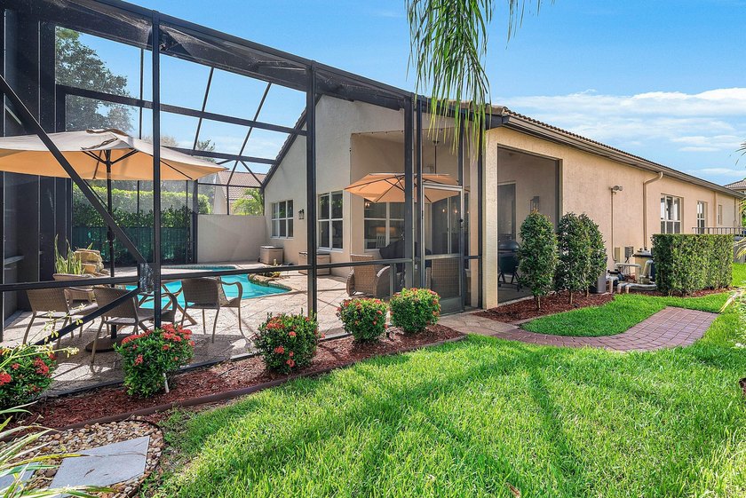 Welcome to this beautifully appointed Onyx model in the highly - photo 3