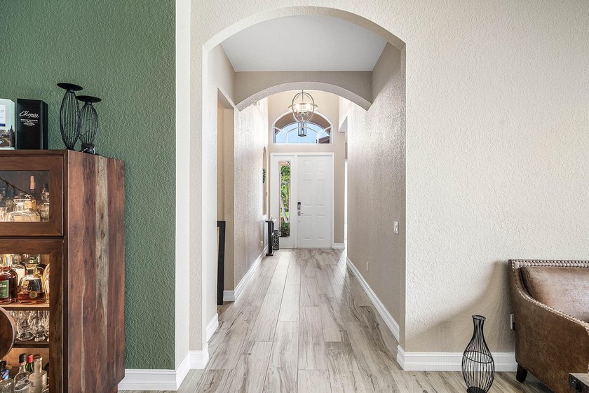 Welcome to this beautifully appointed Onyx model in the highly - photo 5