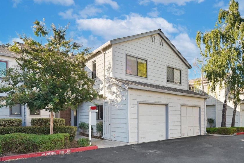 *A private, low-maintenance backyard and a spacious primary - photo 10