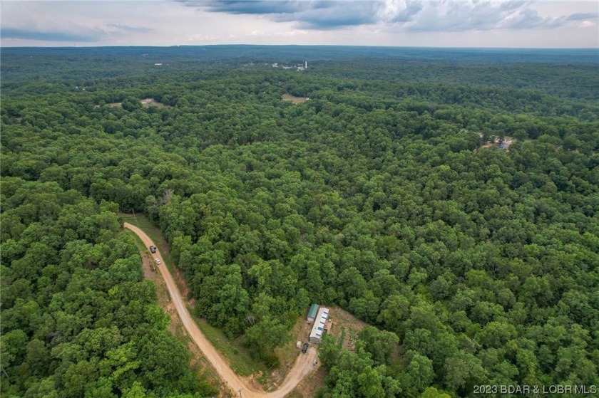 7.24 Acres in English Gardens offering lake access via boat ramp - photo 12