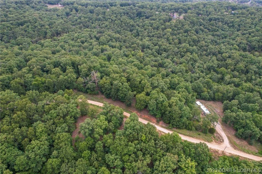 7.24 Acres in English Gardens offering lake access via boat ramp - photo 13