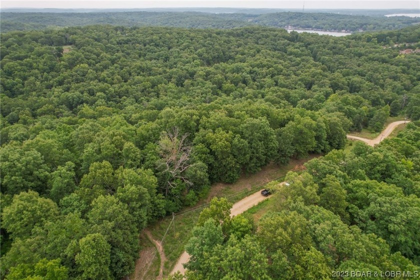 7.24 Acres in English Gardens offering lake access via boat ramp - photo 16