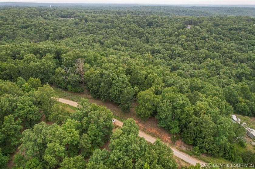 7.24 Acres in English Gardens offering lake access via boat ramp - photo 18