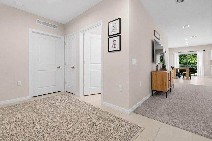 Welcome to this beautifully maintained 2021-built home offering - photo 4