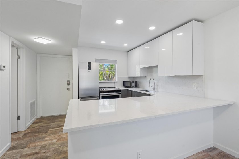 All ages welcome to this great unit in Deerfield Beach - photo 9