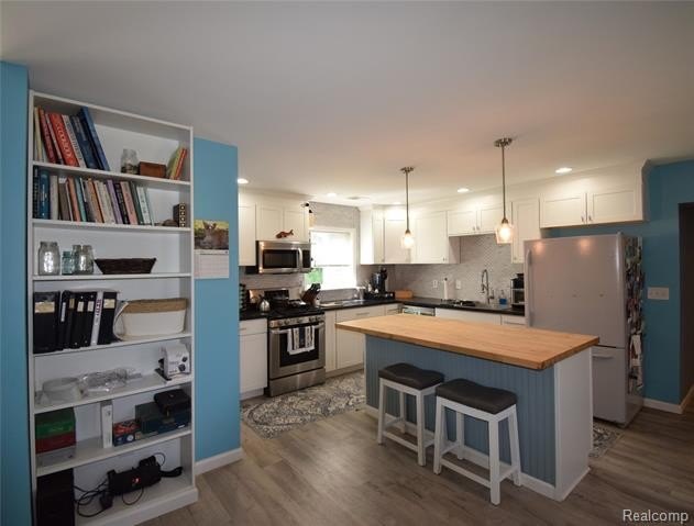 Welcome home to this beautifully updated ranch nestled on 3.1 - photo 10