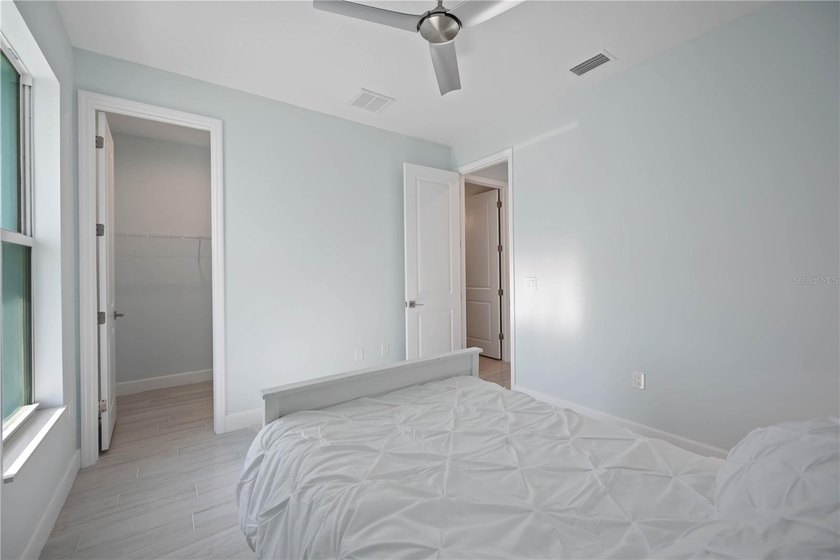 Live the Boater's Dream in this Stunning Sailboat Canal Front - photo 33