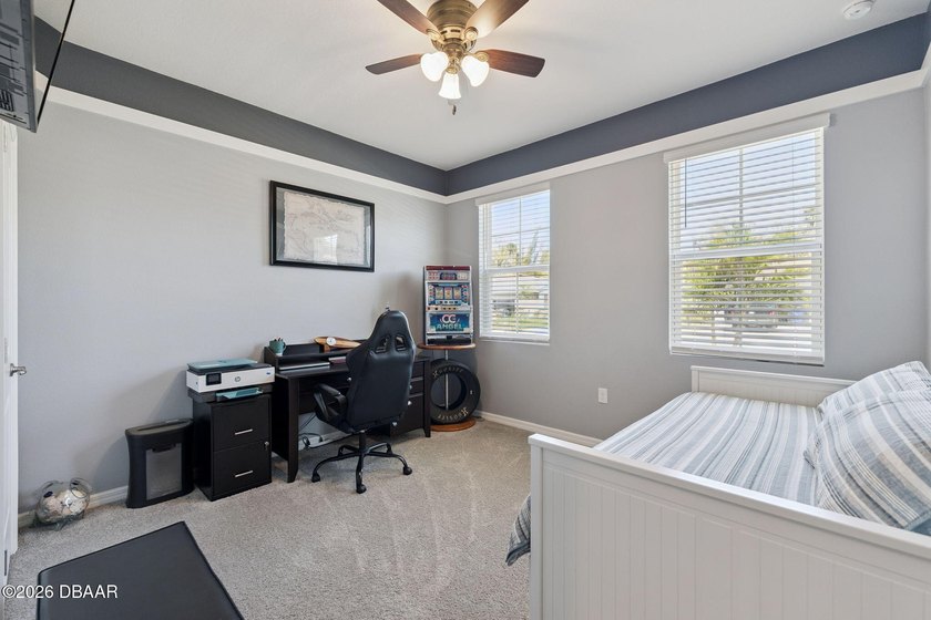 Welcome to your nearly-new waterfront retreat in the desirable - photo 22