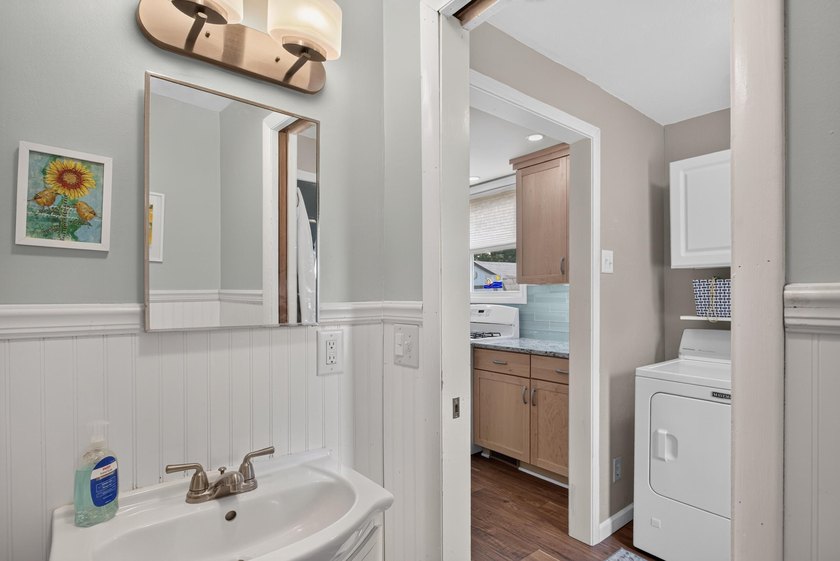 321 Oakwood Ave - photo 24