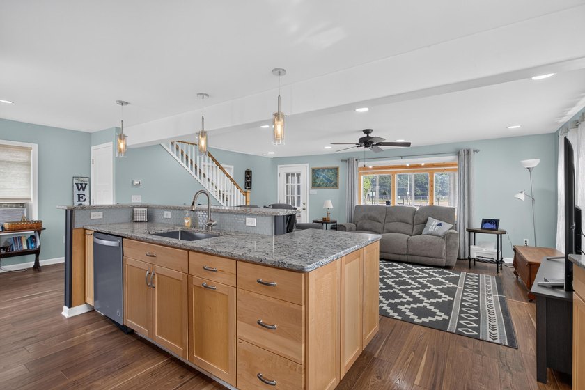 321 Oakwood Ave - photo 26