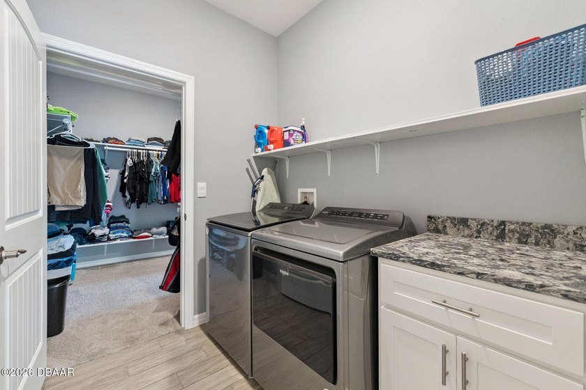 Welcome to your nearly-new waterfront retreat in the desirable - photo 28